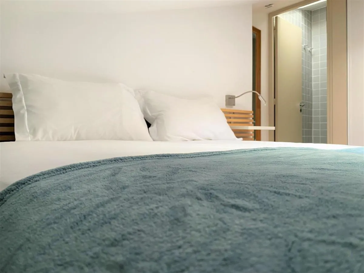 Condessa 2Bdr Duplex By Lovelystay Lisbon Apartment