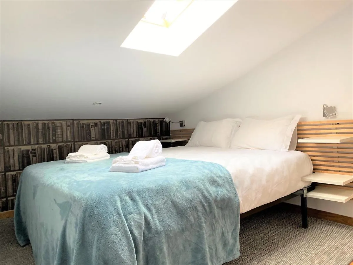 Condessa 2Bdr Duplex By Lovelystay Lisboa Portugalsko